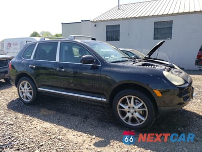 Czwarte zdjęcie samochodu z boku: 2004 PORSCHE CAYENNE S VIN:WP1AB29P64LA68509 - miniatura