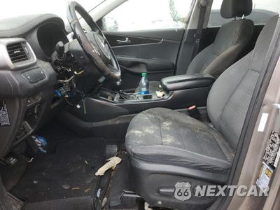 Zdjęcie 7 z 12 samochodu: 2016 KIA SORENTO LX VIN:5XYPG4A39GG070059 - miniatura