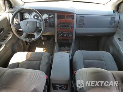 Zdjęcie 8 z 14 samochodu: 2005 DODGE DURANGO SLT VIN:1D4HB48D25F624174 - miniatura
