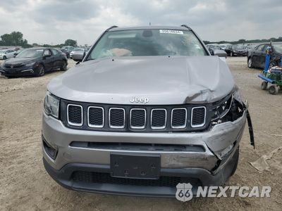 Piąte zdjęcie samochodu w środku: 2019 JEEP COMPASS LATITUDE VIN:3C4NJDBB7KT768315 - miniatura