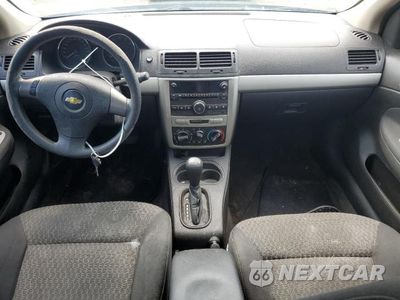 Zdjęcie 8 z 12 samochodu: 2010 CHEVROLET COBALT 1LT VIN:1G1AD5F5XA7100620 - miniatura