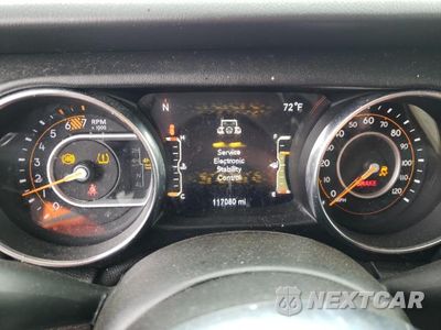 Zdjęcie 9 z 13 samochodu: 2020 JEEP WRANGLER UNLIMITED SAHARA VIN:1C4HJXEN0LW216574 - miniatura