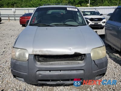 Piąte zdjęcie samochodu w środku: 2002 FORD ESCAPE XLT VIN:1FMYU03162KB99358 - miniatura