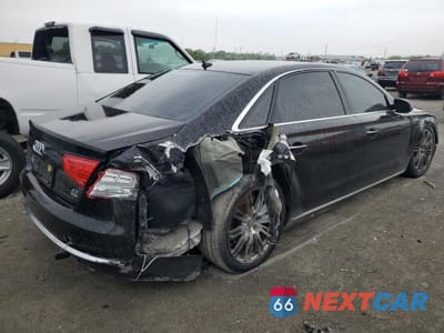 Trzecie zdjęcie samochodu z tyłu: 2011 AUDI A8 L QUATTRO VIN:WAURVAFD8BN021674 - miniatura