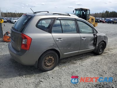 Trzecie zdjęcie samochodu z tyłu: 2012 KIA RONDO VIN:KNAHH8A83C7401758 - miniatura