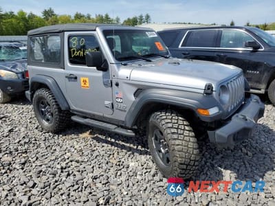 Czwarte zdjęcie samochodu z boku: 2020 JEEP WRANGLER SPORT VIN:1C4GJXAG8LW218057 - miniatura