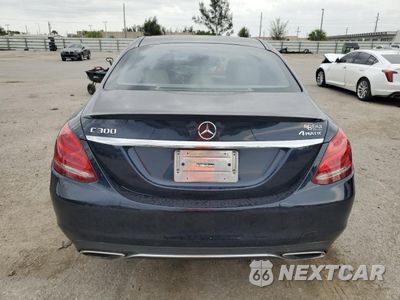 Zdjęcie 6 z 12 samochodu: 2015 MERCEDES-BENZ C 300 4MATIC VIN:55SWF4KB5FU071914 - miniatura