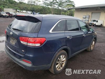 Trzecie zdjęcie samochodu z tyłu: 2016 KIA SORENTO LX VIN:5XYPG4A30GG126373 - miniatura