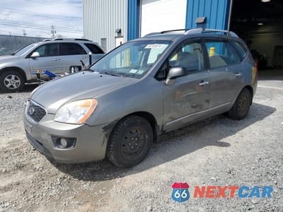 2012 KIA RONDO KNAHH8A83C7401758 - główne zdjęcie licytacji z USA - miniatura