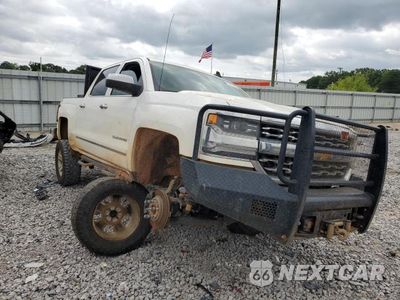 Czwarte zdjęcie samochodu z boku: 2018 CHEVROLET SILVERADO K1500 LTZ VIN:3GCUKSEC0JG135874 - miniatura