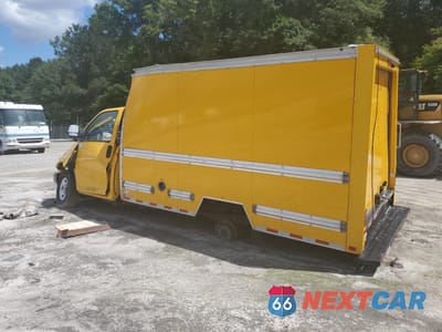 Drugie zdjęcie samochodu z przodu: 2021 GMC SAVANA CUTAWAY G3500 VIN:1GD07RFP7M1215925 - miniatura