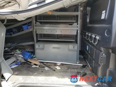 Zdjęcie 10 z 12 samochodu: 2023 CHEVROLET EXPRESS G2500 VIN:1GCWGAFP5P1129176 - miniatura