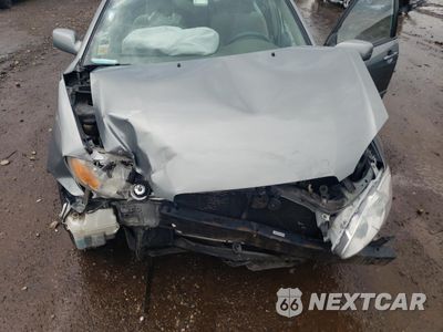 Zdjęcie 12 z 13 samochodu: 2004 TOYOTA COROLLA CE VIN:1NXBR32E64Z214168 - miniatura