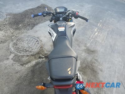 Zdjęcie 6 z 9 samochodu: 2017 HONDA GROM 125 VIN:MLHJC6112H5204610 - miniatura