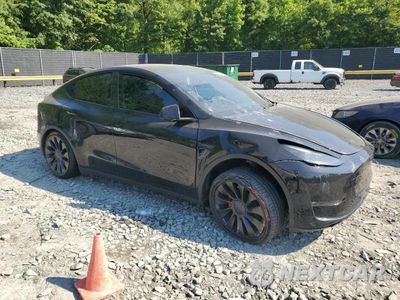 Czwarte zdjęcie samochodu z boku: 2023 TESLA MODEL Y VIN:7SAYGDEF5PF684058 - miniatura
