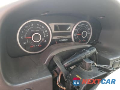 Zdjęcie 9 z 12 samochodu: 2006 FORD EXPEDITION XLT VIN:1FMPU15566LA60848 - miniatura