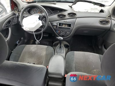 Zdjęcie 8 z 13 samochodu: 2002 FORD FOCUS SE VIN:1FAFP34P12W208201 - miniatura