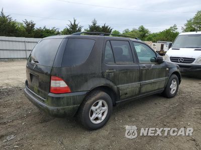 Trzecie zdjęcie samochodu z tyłu: 2001 MERCEDES-BENZ ML 320 VIN:4JGAB54E71A233494 - miniatura