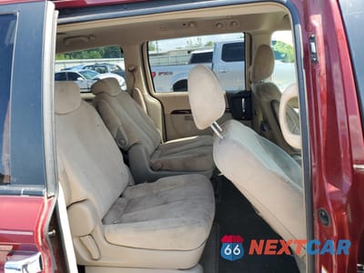 Zdjęcie 12 z 14 samochodu: 2007 HYUNDAI ENTOURAGE GLS VIN:KNDMC233076033761 - miniatura