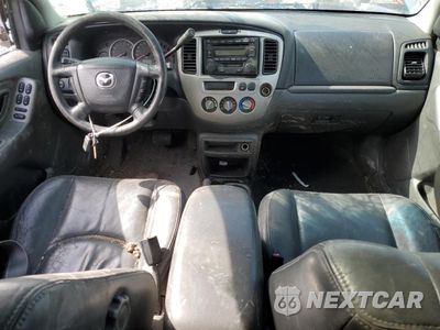 Zdjęcie 8 z 13 samochodu: 2004 MAZDA TRIBUTE ES VIN:4F2CZ06194KM14729 - miniatura