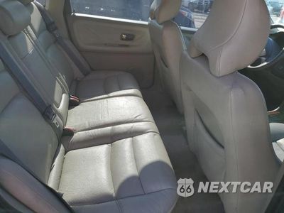 Zdjęcie 11 z 13 samochodu: 1999 VOLVO V70 XC VIN:YV1LZ56DXX2570610 - miniatura