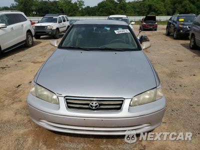 Piąte zdjęcie samochodu w środku: 2000 TOYOTA CAMRY LE VIN:4T1BF22K8YU945117 - miniatura