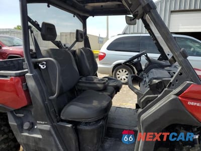 Zdjęcie 9 z 10 samochodu: 2024 CAN-AM DEFENDER VIN:3JBUKAP41RK003573 - miniatura