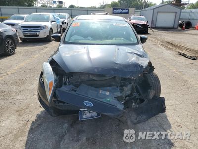 Piąte zdjęcie samochodu w środku: 2015 FORD FOCUS SE VIN:1FADP3F27FL249111 - miniatura