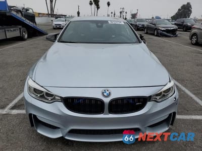 Piąte zdjęcie samochodu w środku: 2015 BMW M4 VIN:WBS3U9C53FP968065 - miniatura