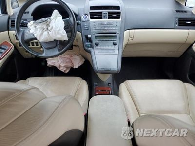 Zdjęcie 8 z 12 samochodu: 2010 LEXUS HS 250H VIN:JTHBB1BA1A2013889 - miniatura