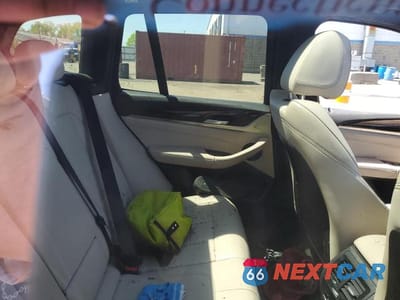 Zdjęcie 11 z 13 samochodu: 2019 BMW X3 XDRIVE30I VIN:5UXTR9C55KLE11184 - miniatura