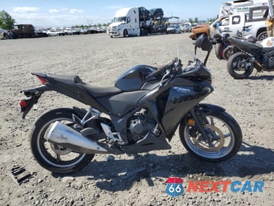 2012 HONDA CBR250 R MLHMC4102C5201045 - główne zdjęcie licytacji z USA - miniatura