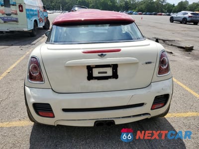 Zdjęcie 6 z 12 samochodu: 2013 MINI COOPER COUPE JOHN COOPER WORKS VIN:WMWSX9C56DT380415 - miniatura
