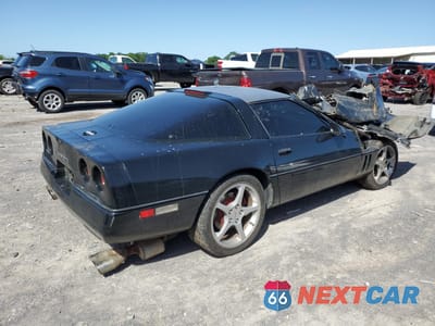 Trzecie zdjęcie samochodu z tyłu: 1989 CHEVROLET CORVETTE VIN:1G1YY218XK5108474 - miniatura