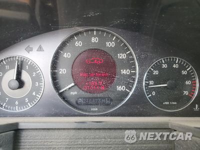 Zdjęcie 9 z 12 samochodu: 2003 MERCEDES-BENZ E 500 VIN:WDBUF70J83A188829 - miniatura