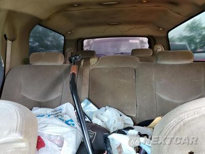 Zdjęcie 10 z 13 samochodu: 2004 GMC YUKON XL C1500 VIN:3GKEC16Z94G139350 - miniatura
