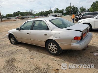 Drugie zdjęcie samochodu z przodu: 2000 TOYOTA CAMRY LE VIN:4T1BF22K8YU945117 - miniatura