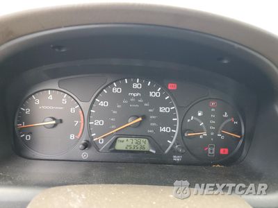 Zdjęcie 9 z 13 samochodu: 2002 HONDA ACCORD LX VIN:JHMCG56432C008044 - miniatura