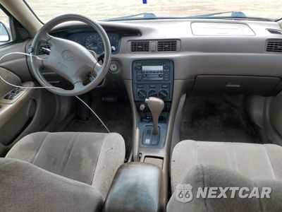 Zdjęcie 8 z 12 samochodu: 2000 TOYOTA CAMRY LE VIN:4T1BF22K8YU945117 - miniatura