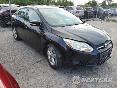Czwarte zdjęcie samochodu z boku: 2014 FORD FOCUS SE VIN:1FADP3F27EL130828 - miniatura