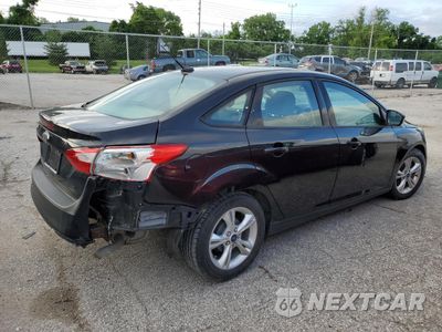 Trzecie zdjęcie samochodu z tyłu: 2014 FORD FOCUS SE VIN:1FADP3F27EL130828 - miniatura