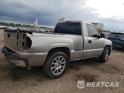 Trzecie zdjęcie samochodu z tyłu: 2000 GMC NEW SIERRA C1500 VIN:1GTEC14W7YZ185446 - miniatura