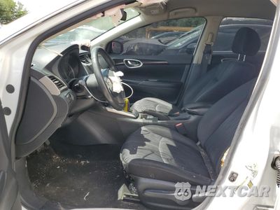 Zdjęcie 7 z 12 samochodu: 2017 NISSAN SENTRA S VIN:3N1AB7AP1HY402701 - miniatura
