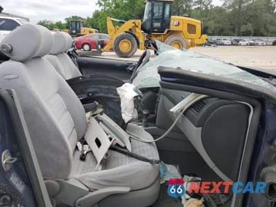 Piąte zdjęcie samochodu w środku: 2005 VOLKSWAGEN JETTA GLS VIN:WVWSL61J85W009057 - miniatura