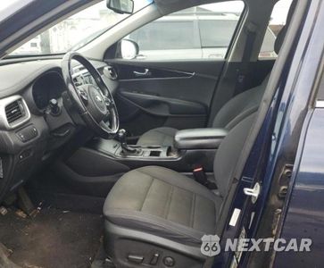 Zdjęcie 7 z 13 samochodu: 2016 KIA SORENTO LX VIN:5XYPG4A30GG126373 - miniatura