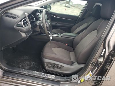 Zdjęcie 7 z 14 samochodu: 2020 TOYOTA CAMRY LE VIN:4T1C11AK1LU954801 - miniatura