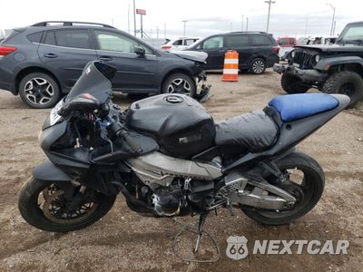Trzecie zdjęcie samochodu z tyłu: 2003 HONDA CBR900 RR VIN:JH2SC50023M105303 - miniatura