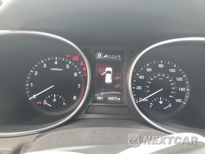 Zdjęcie 9 z 13 samochodu: 2017 HYUNDAI SANTA FE SPORT VIN:5NMZWDLA6HH052004 - miniatura