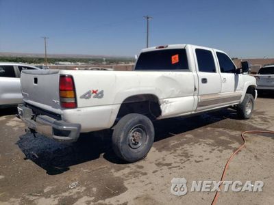 Trzecie zdjęcie samochodu z tyłu: 2006 CHEVROLET SILVERADO K2500 HEAVY DUTY VIN:1GCHK23U63F258483 - miniatura