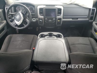 Zdjęcie 8 z 12 samochodu: 2020 RAM 1500 CLASSIC WARLOCK VIN:1C6RR7GT0LS142919 - miniatura
